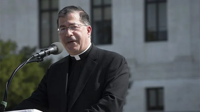 Les sanctions canoniques imposées au père Frank A. Pavone